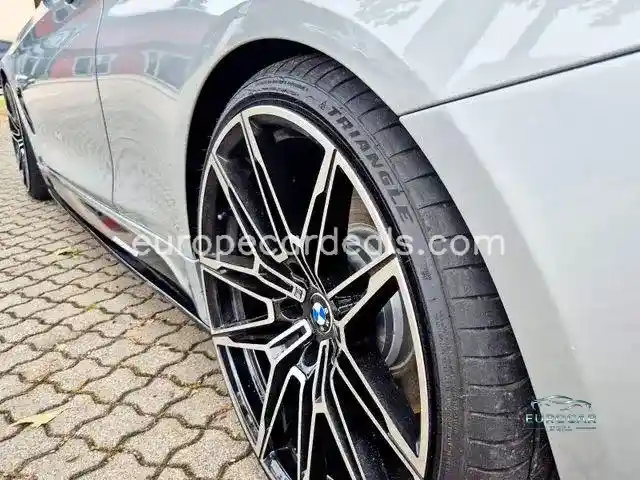 BMW 440