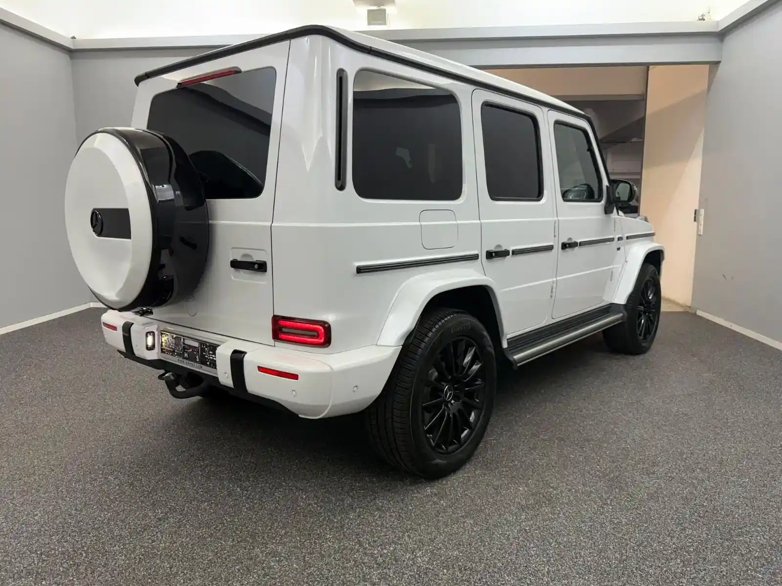 Mercedes-Benz G 500