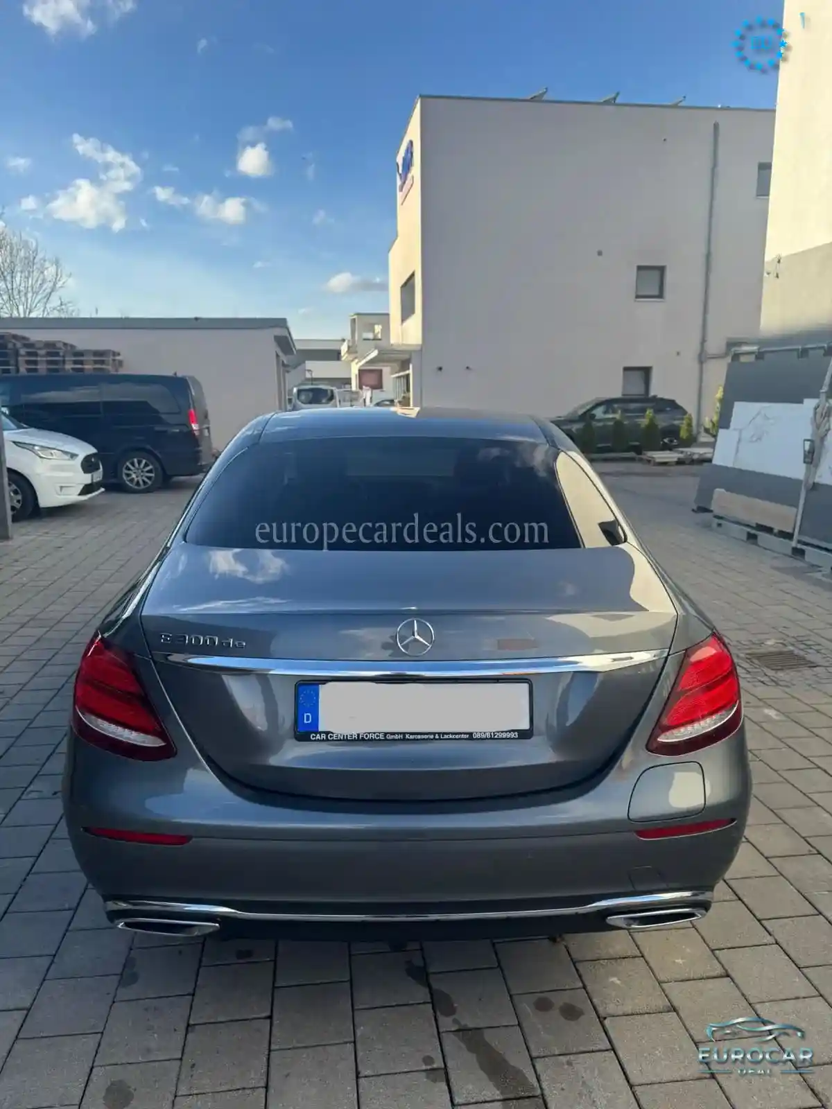 Mercedes-Benz E 300