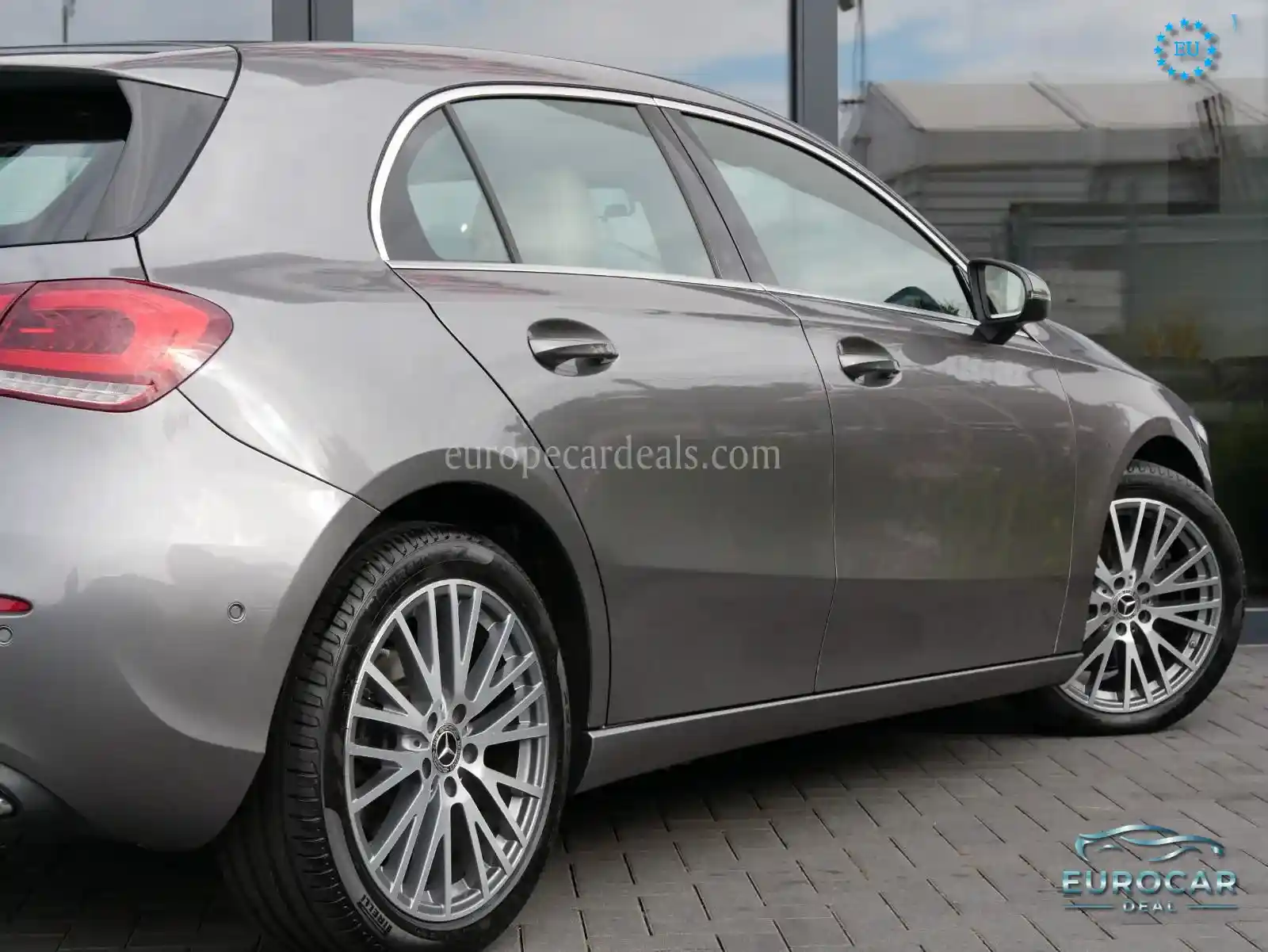 Mercedes-Benz A 220