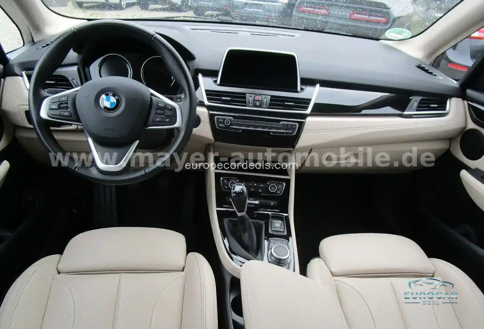BMW 218