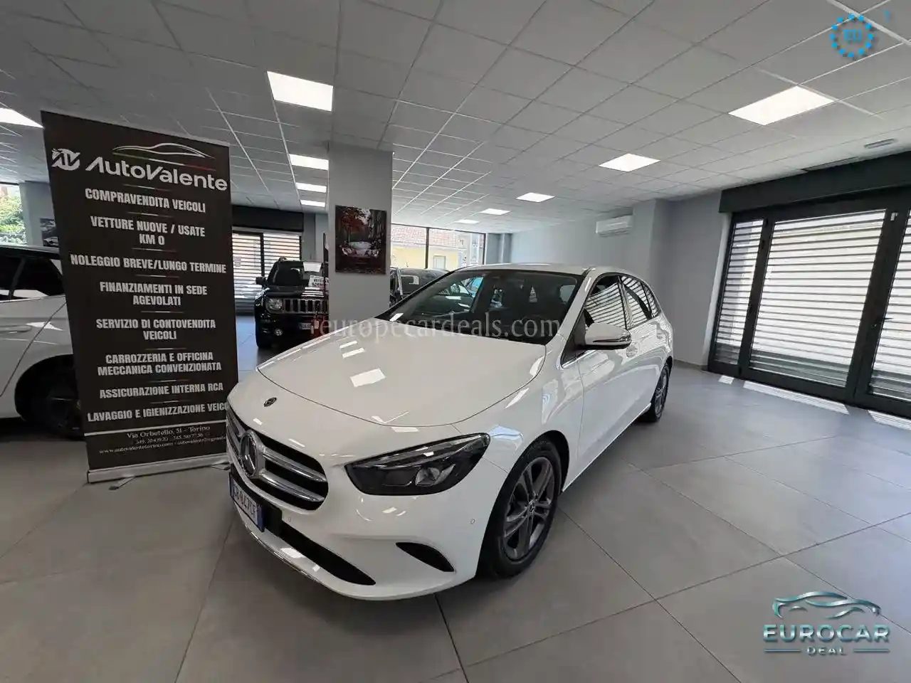 Mercedes-Benz B 180