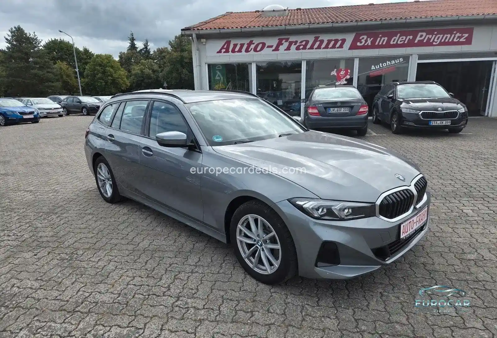 BMW 320