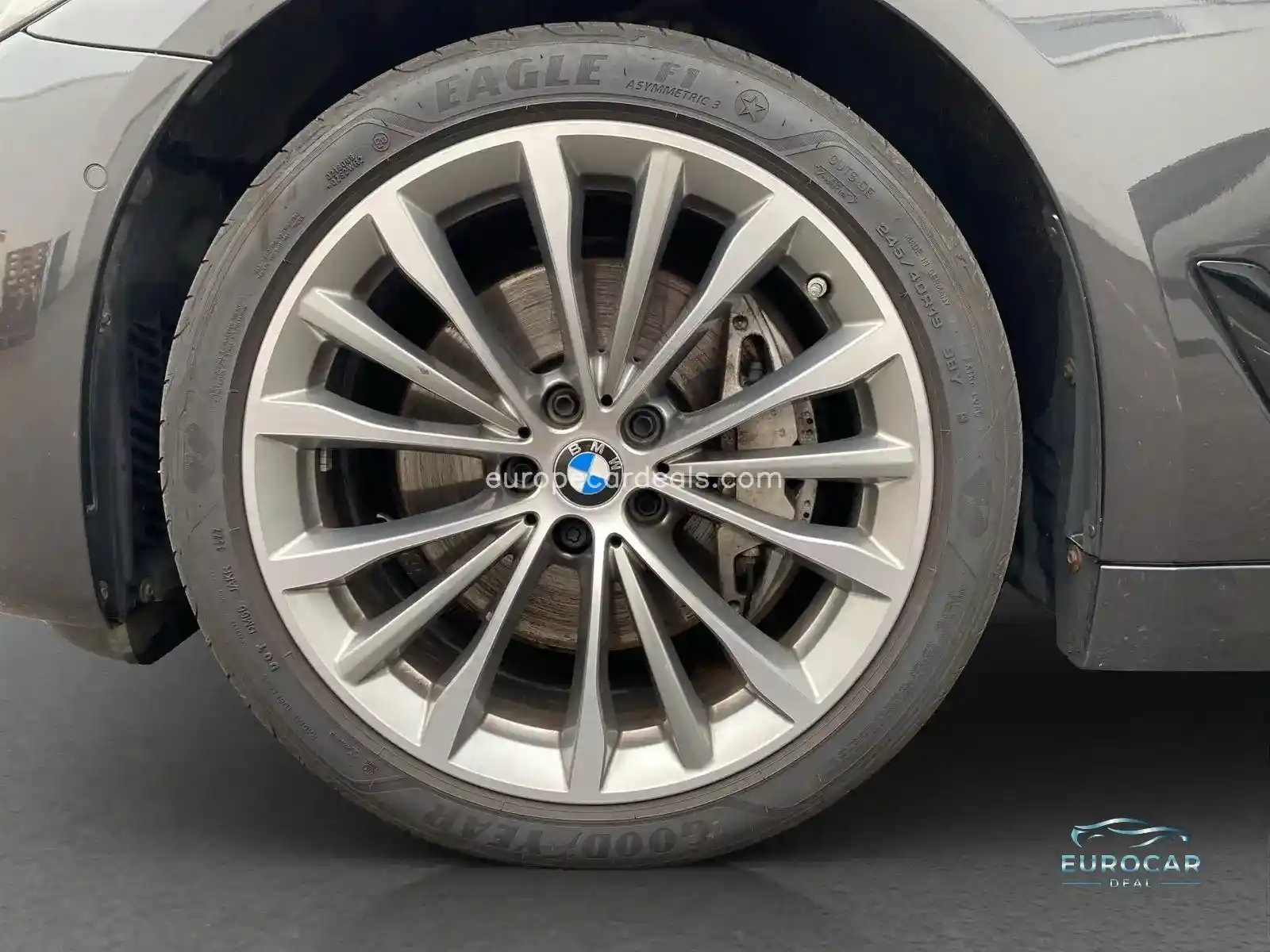 BMW 530