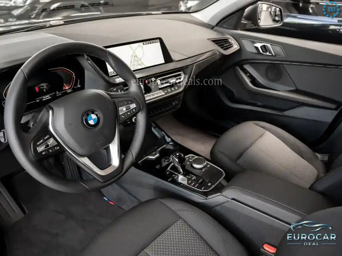 BMW 118