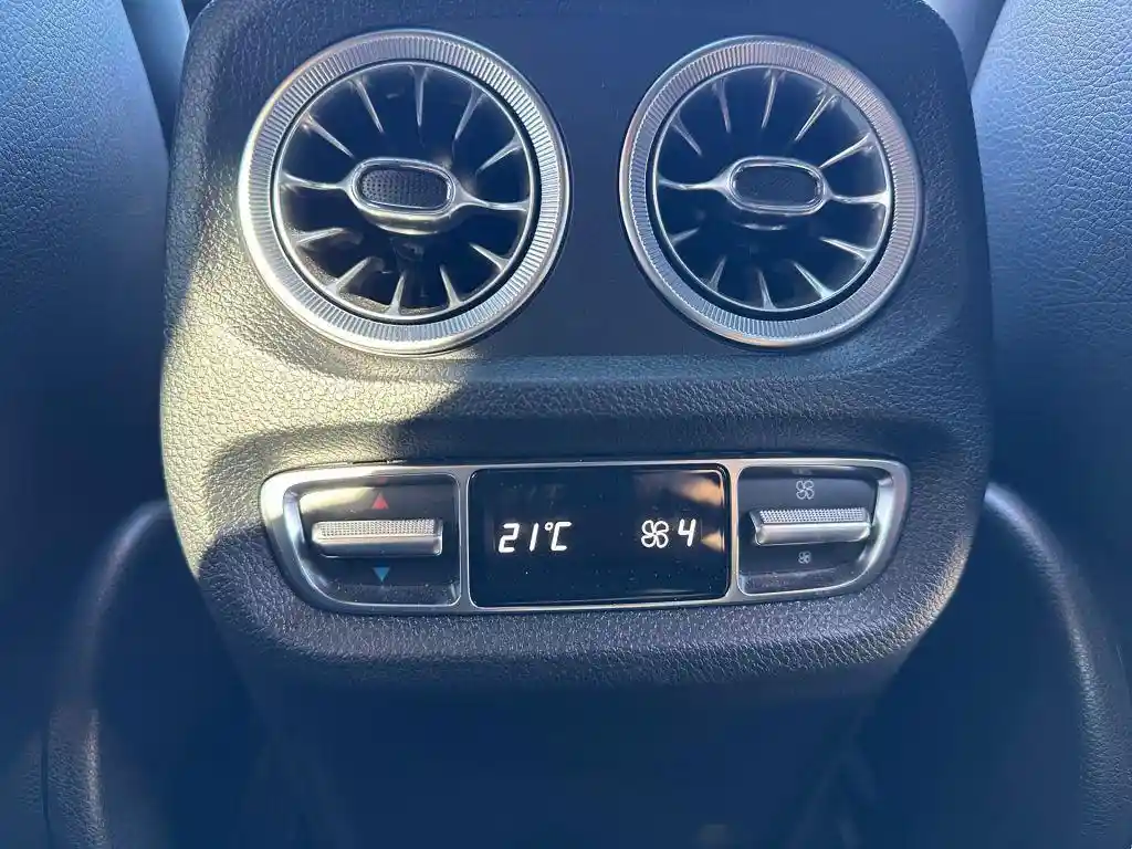 Mercedes-Benz G 500