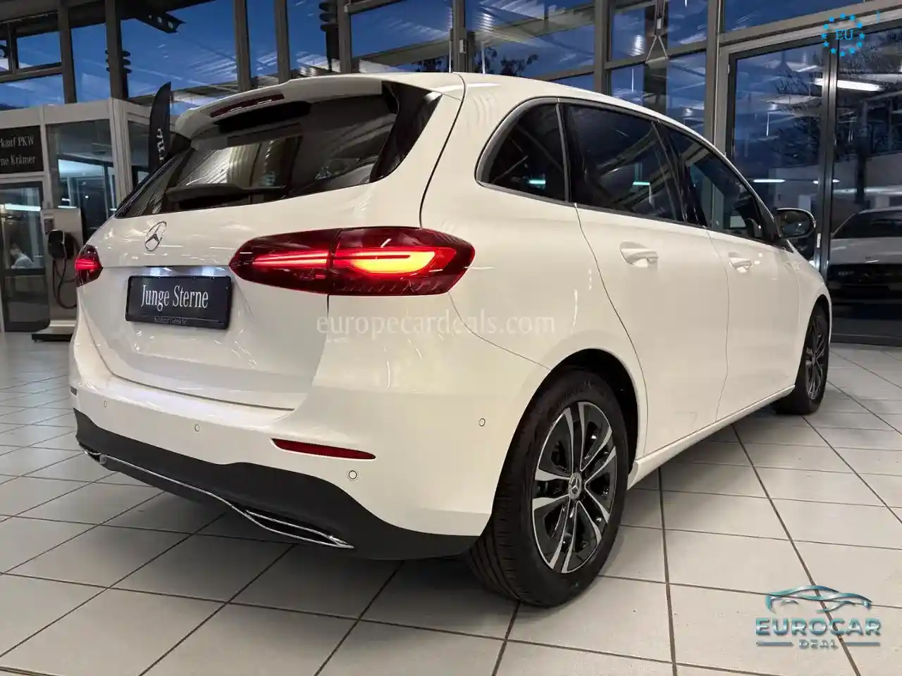 Mercedes-Benz B 200