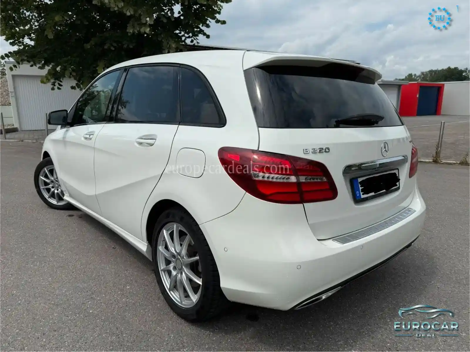 Mercedes-Benz B 220