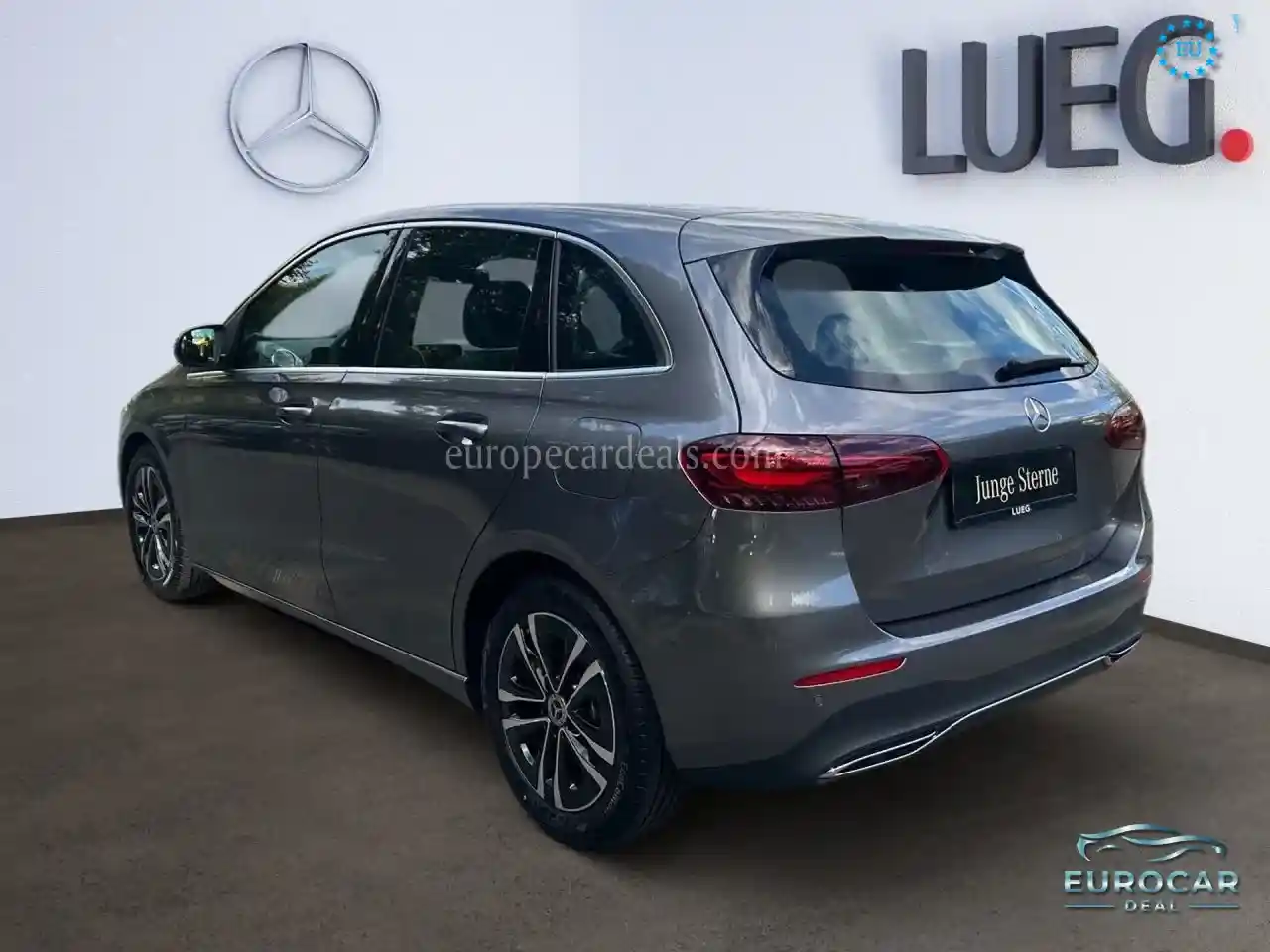 Mercedes-Benz B 180