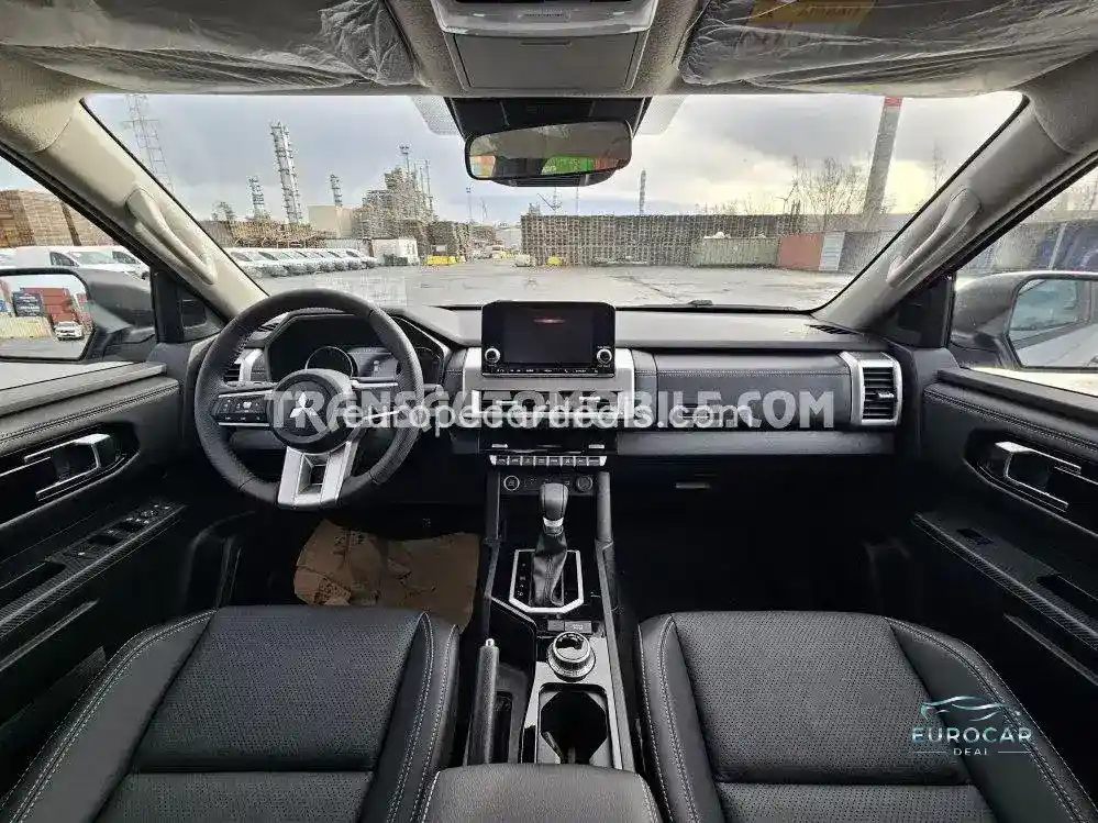 Mitsubishi L200