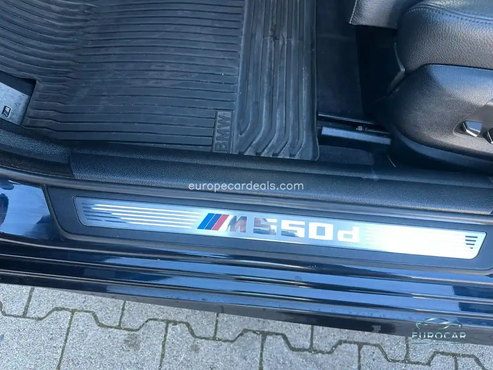 BMW M550