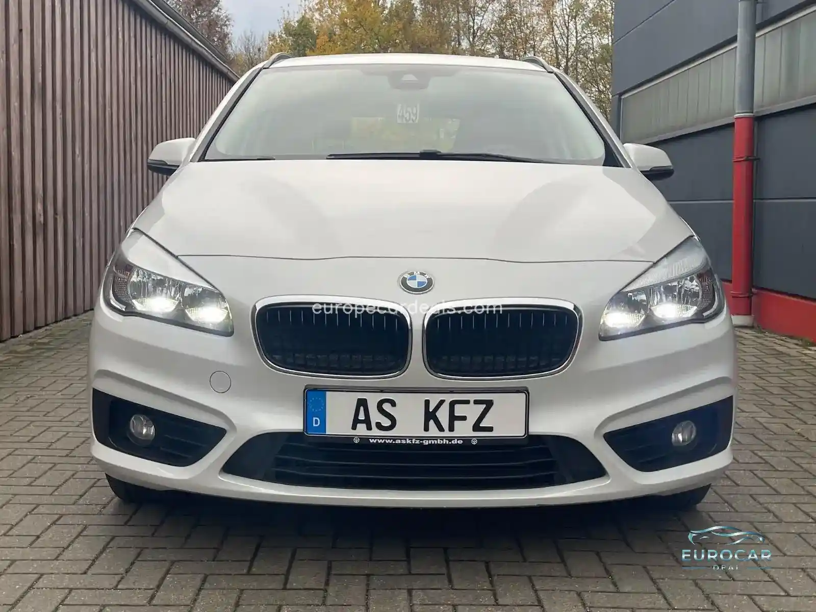 BMW 218