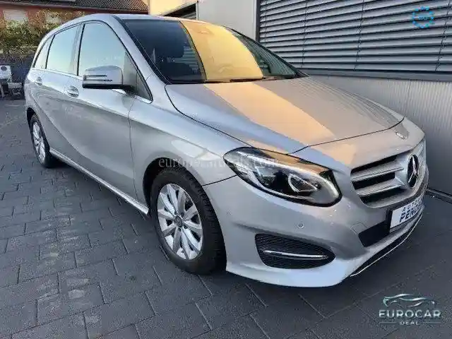 Mercedes-Benz B 200