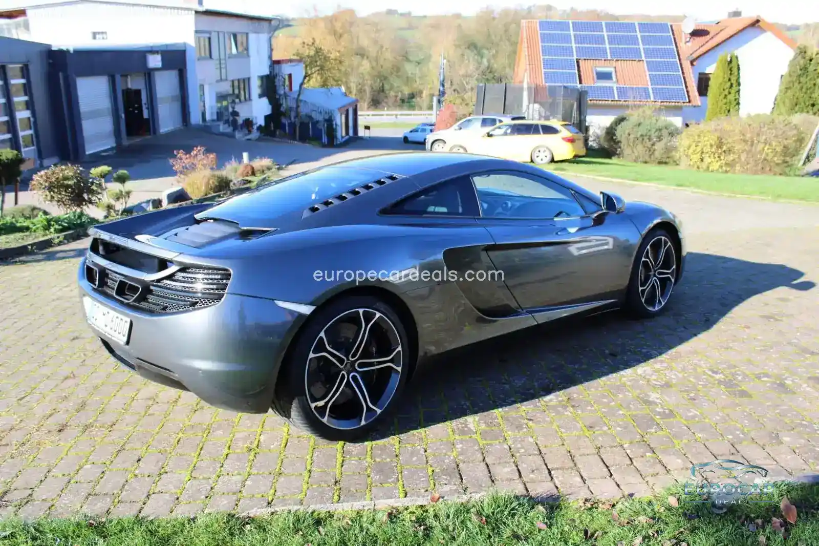 McLaren MP4-12C