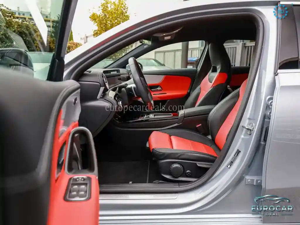 Mercedes-Benz A 220