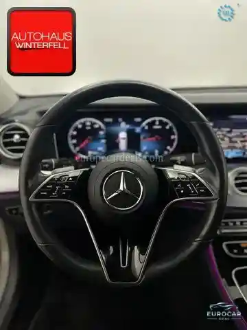 Mercedes-Benz E 220