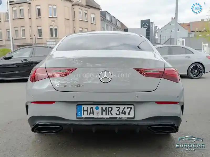 Mercedes-Benz CLA 220