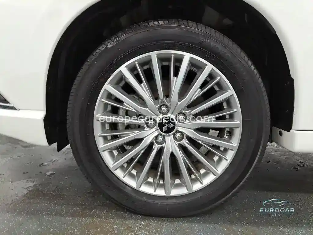 Mitsubishi Plug-in Hybrid Outlander