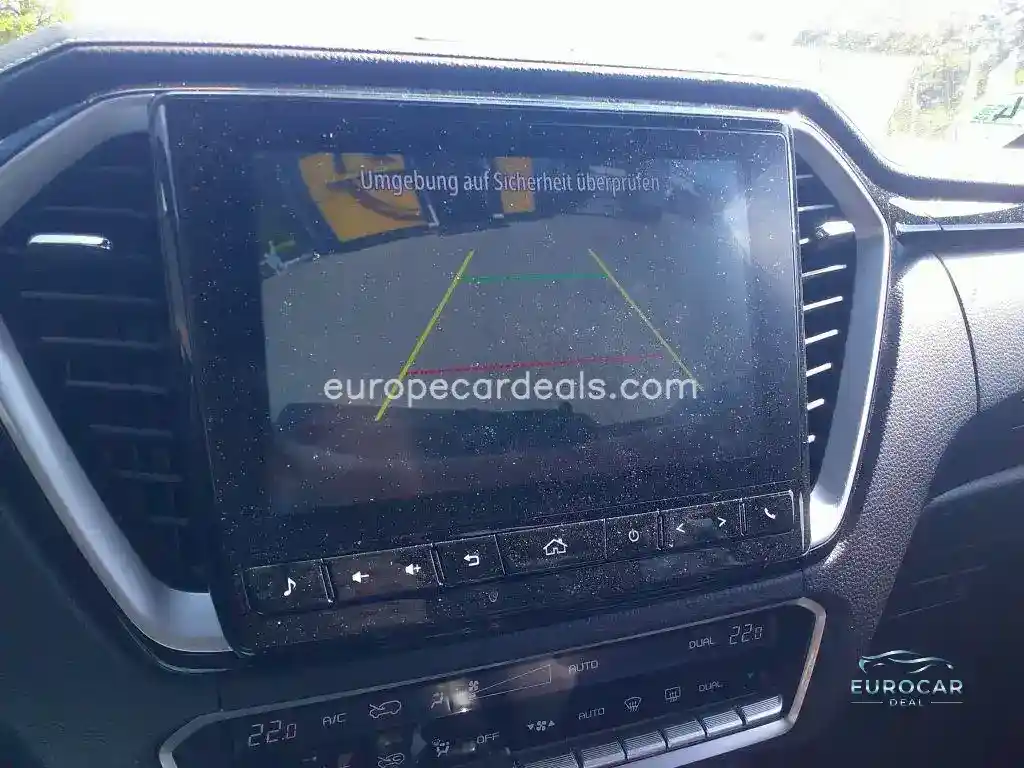 Double Cab 4WD Autm. V-Cross