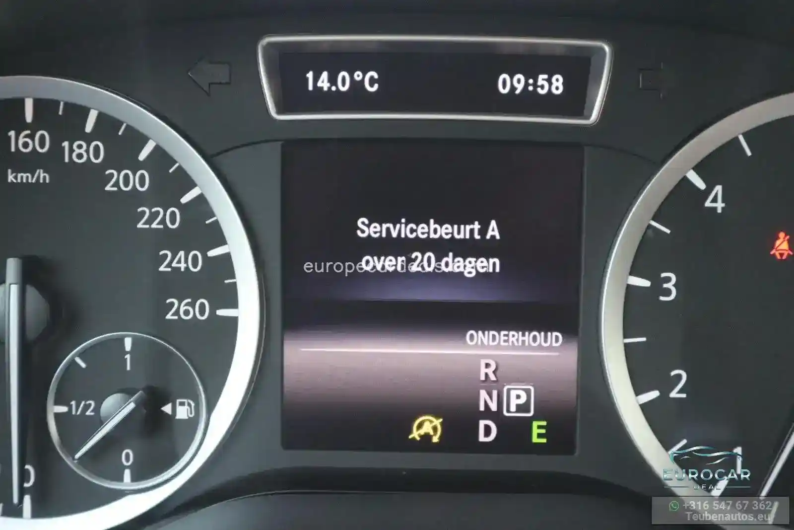 Infiniti Q30