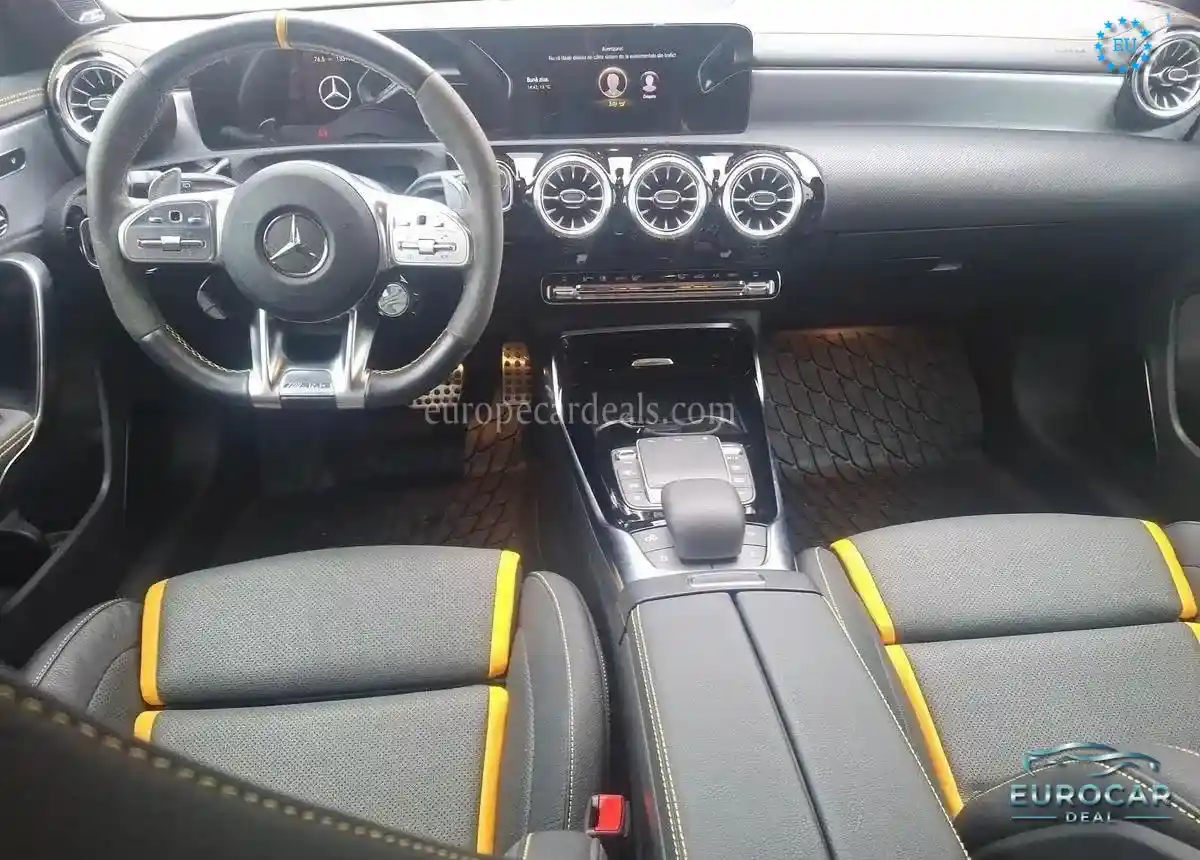 Mercedes-Benz A 45 AMG
