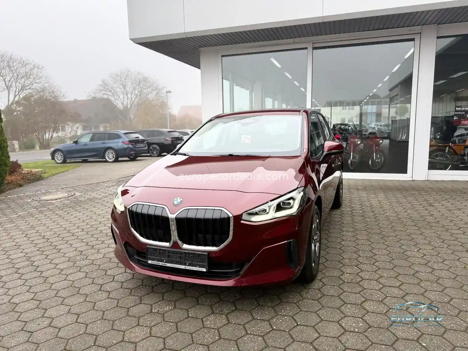 BMW 216
