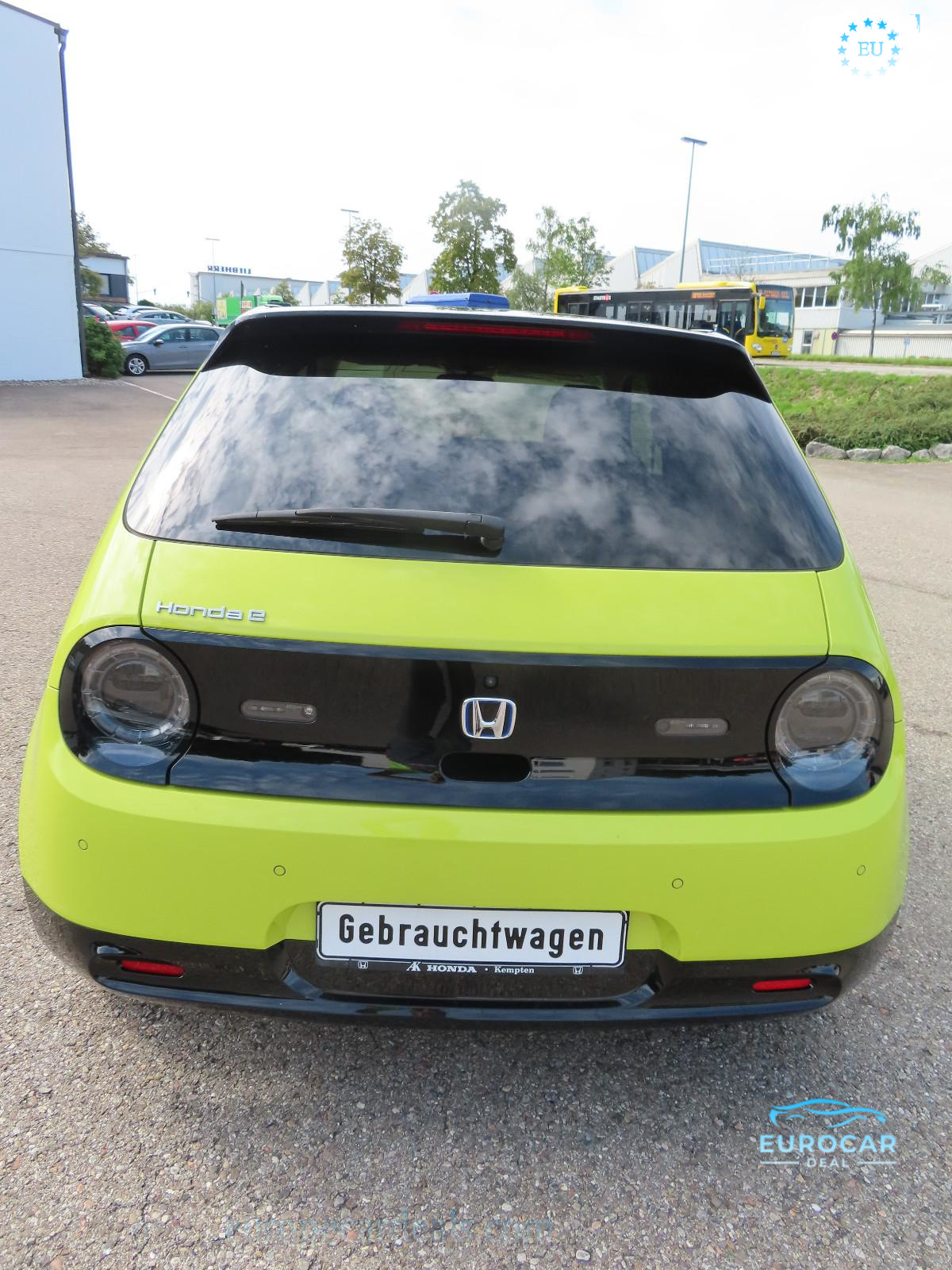 Honda e