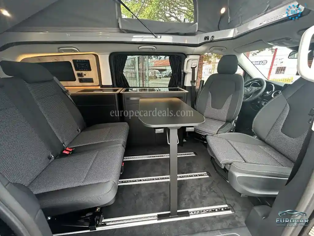 Mercedes-Benz V 250