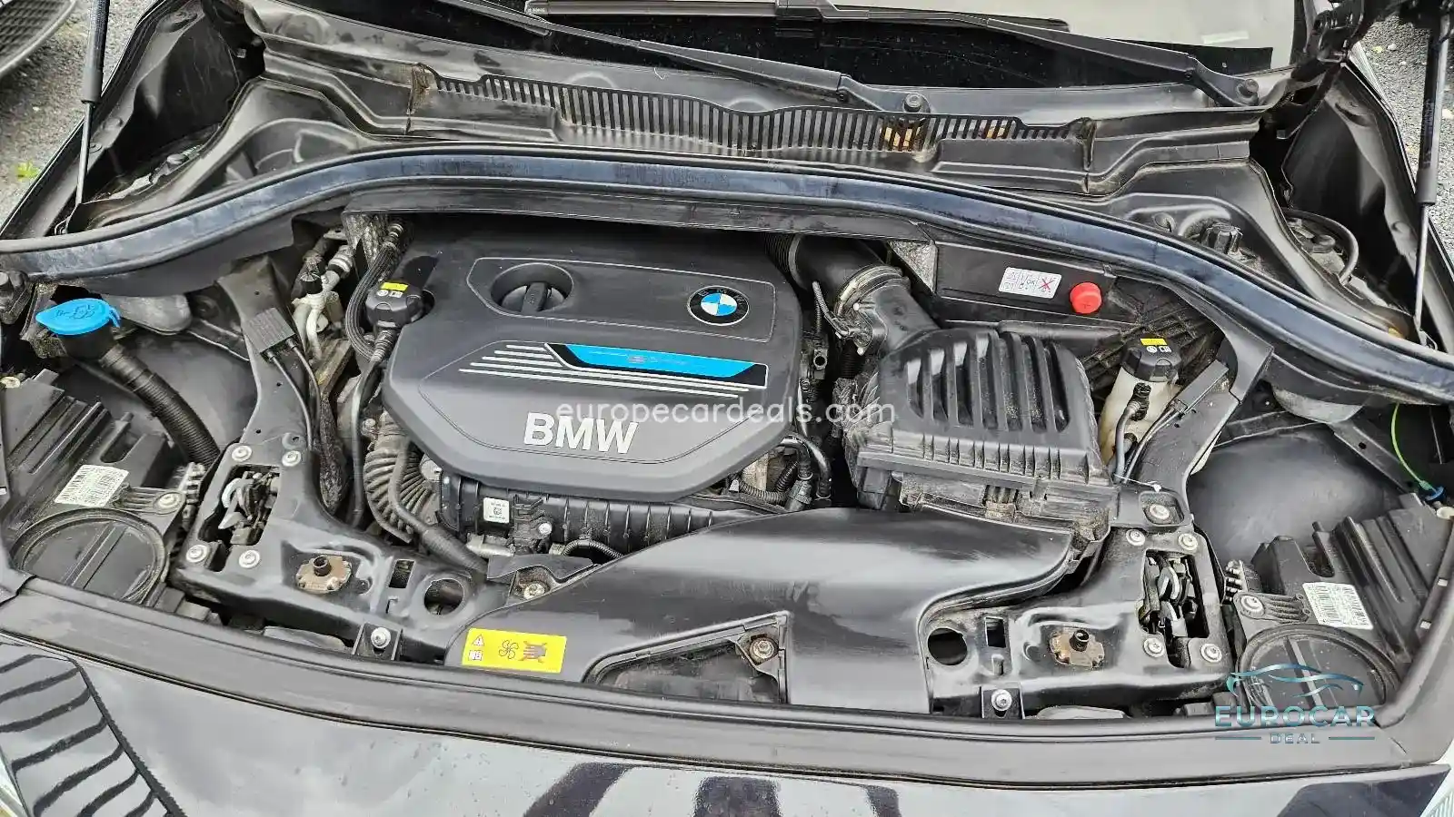 BMW 225