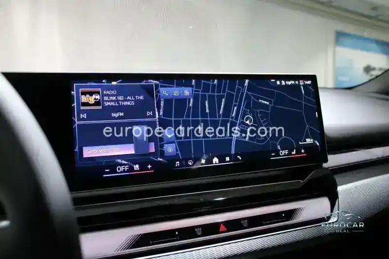 BMW i5