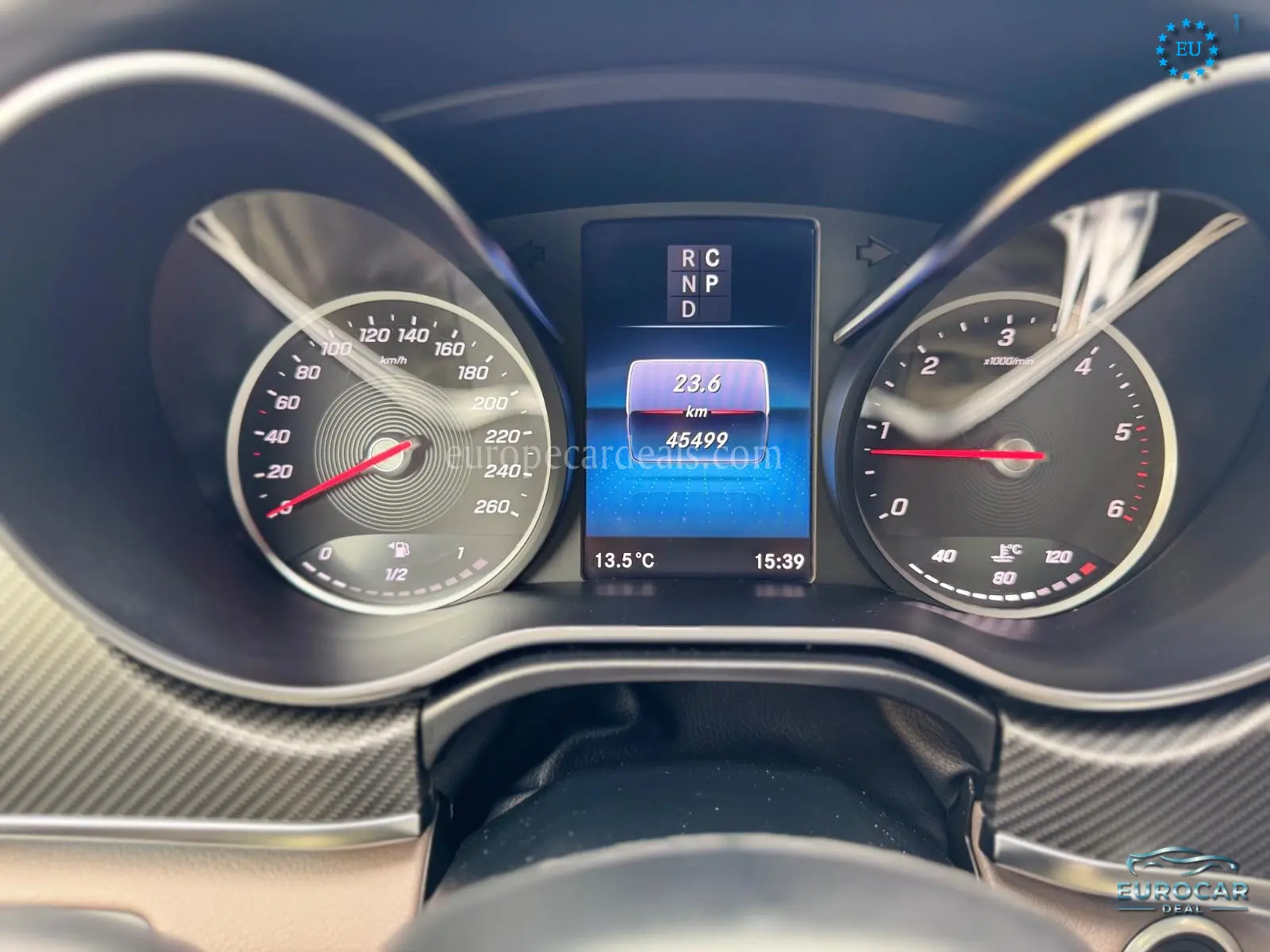 Mercedes-Benz V 220
