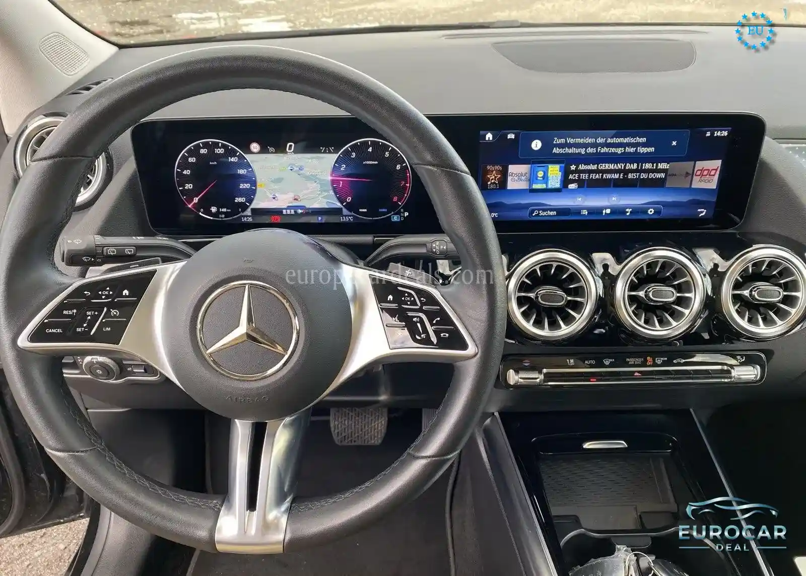 Mercedes-Benz B 180