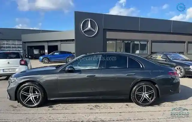 Mercedes-Benz E 300