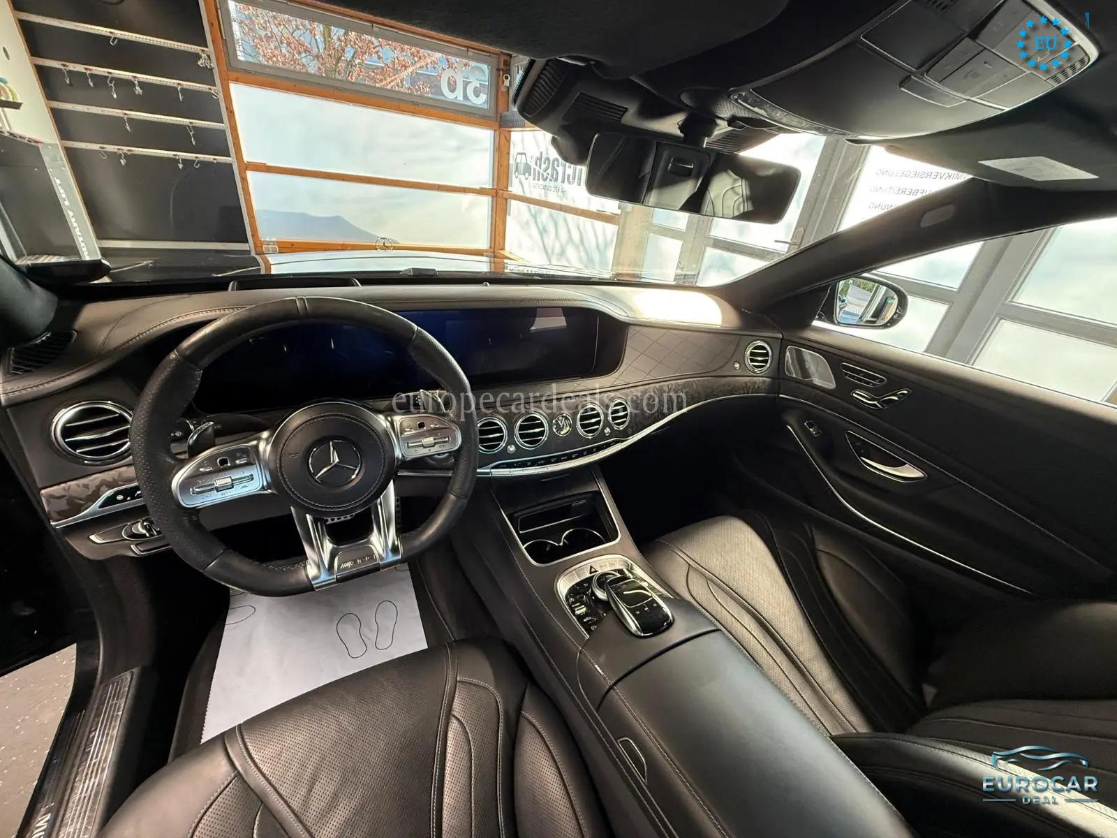 Mercedes-Benz S 560