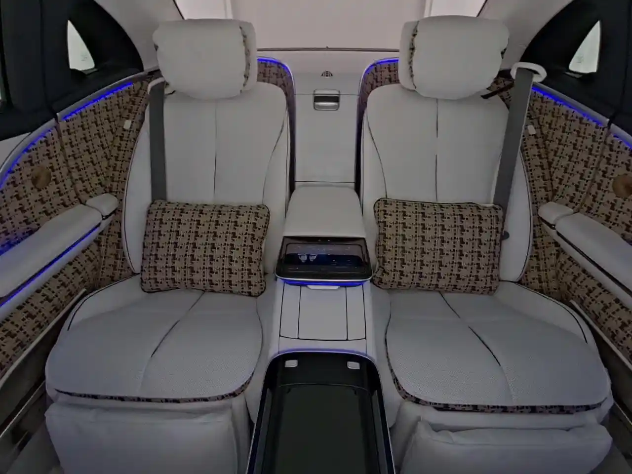Mercedes-Benz S 680