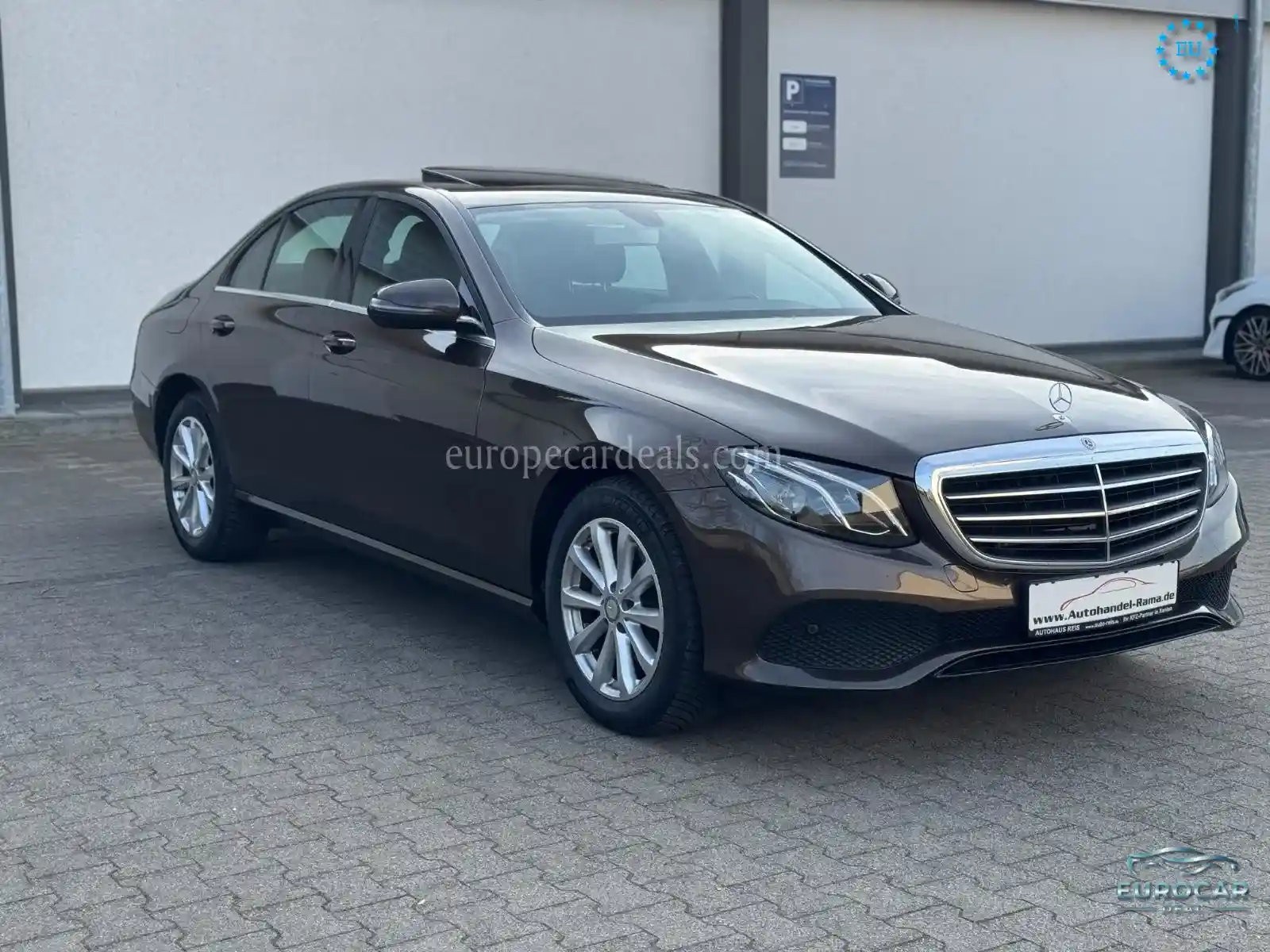 Mercedes-Benz E 200