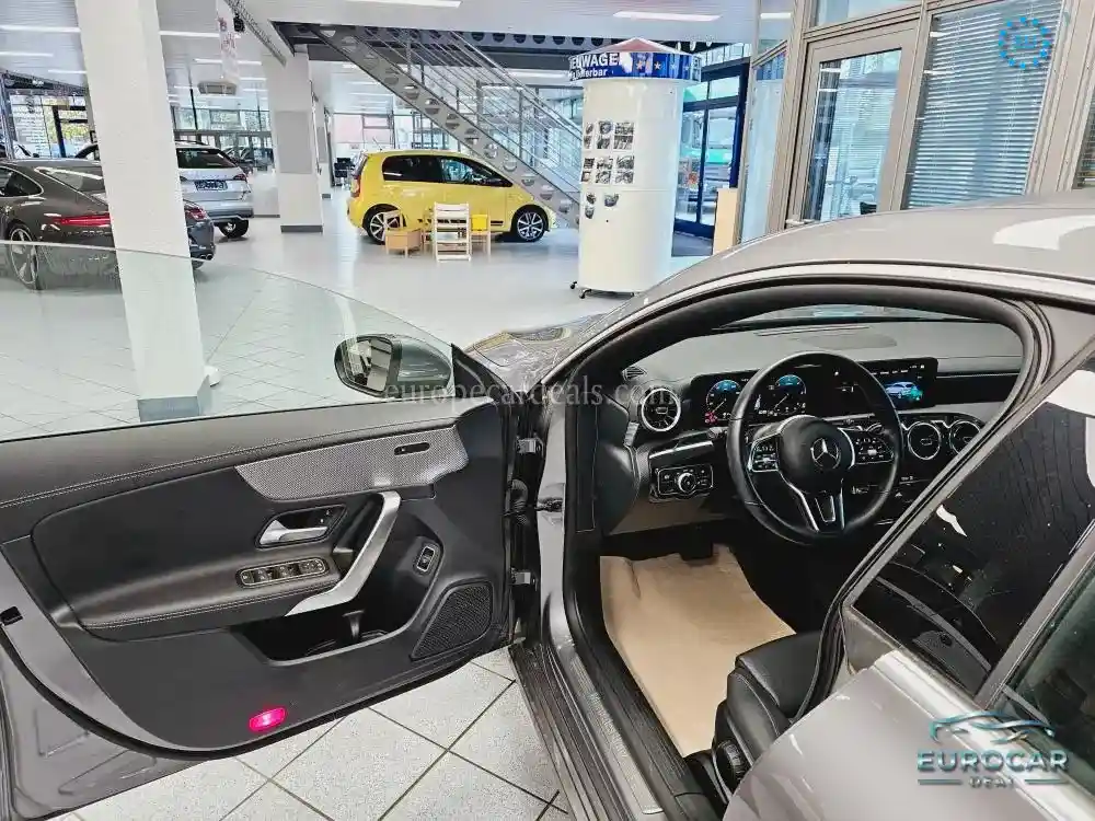 Mercedes-Benz CLA 220 Shooting Brake