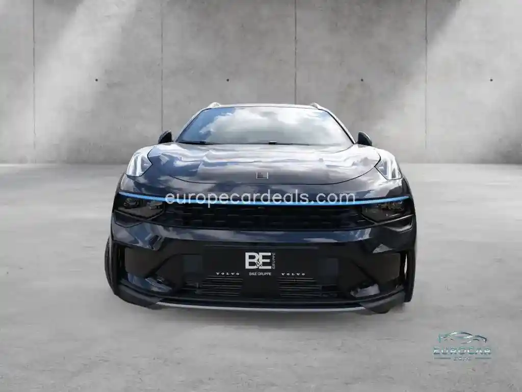 Lynk&Co 01