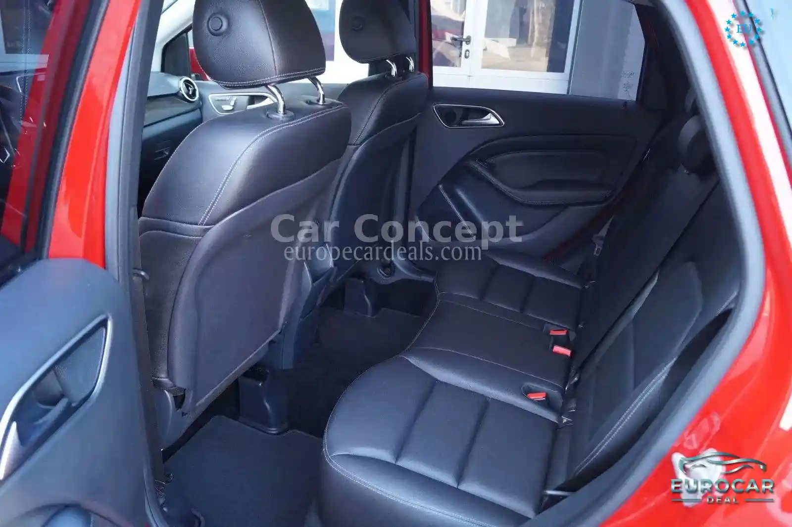 Mercedes-Benz B 220