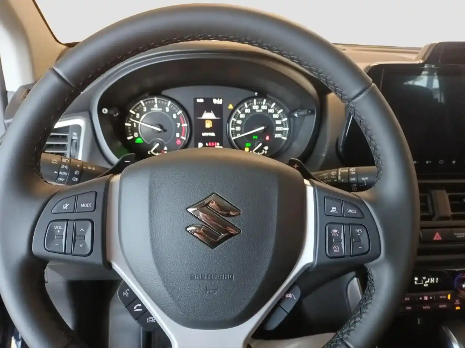 Suzuki (SX4) S-Cross