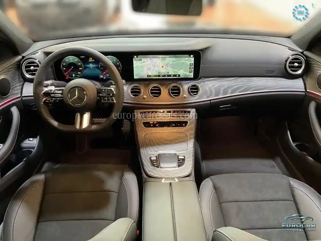 Mercedes-Benz E 200