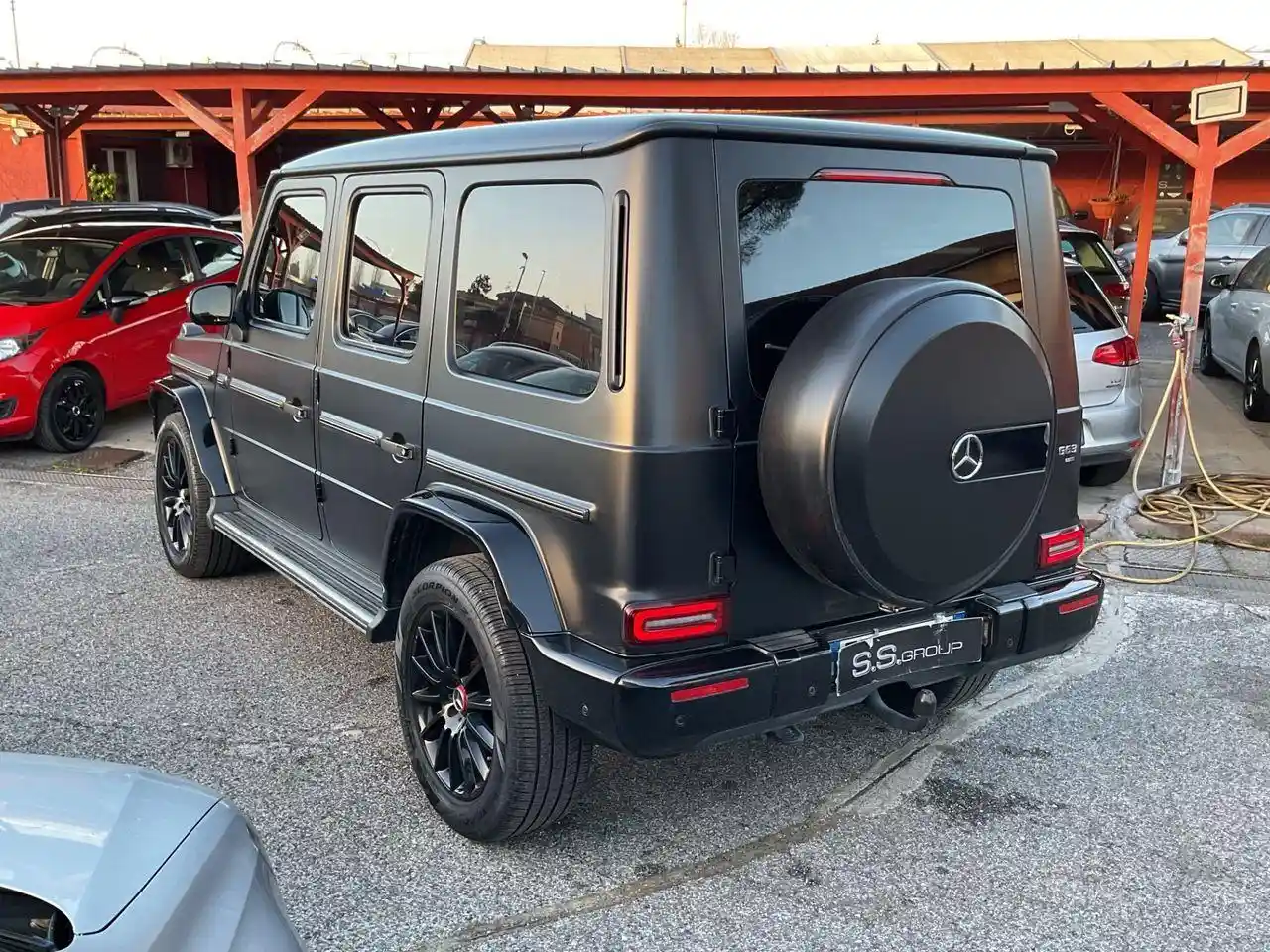 Mercedes-Benz G 500