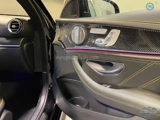 Mercedes-Benz E 63 AMG