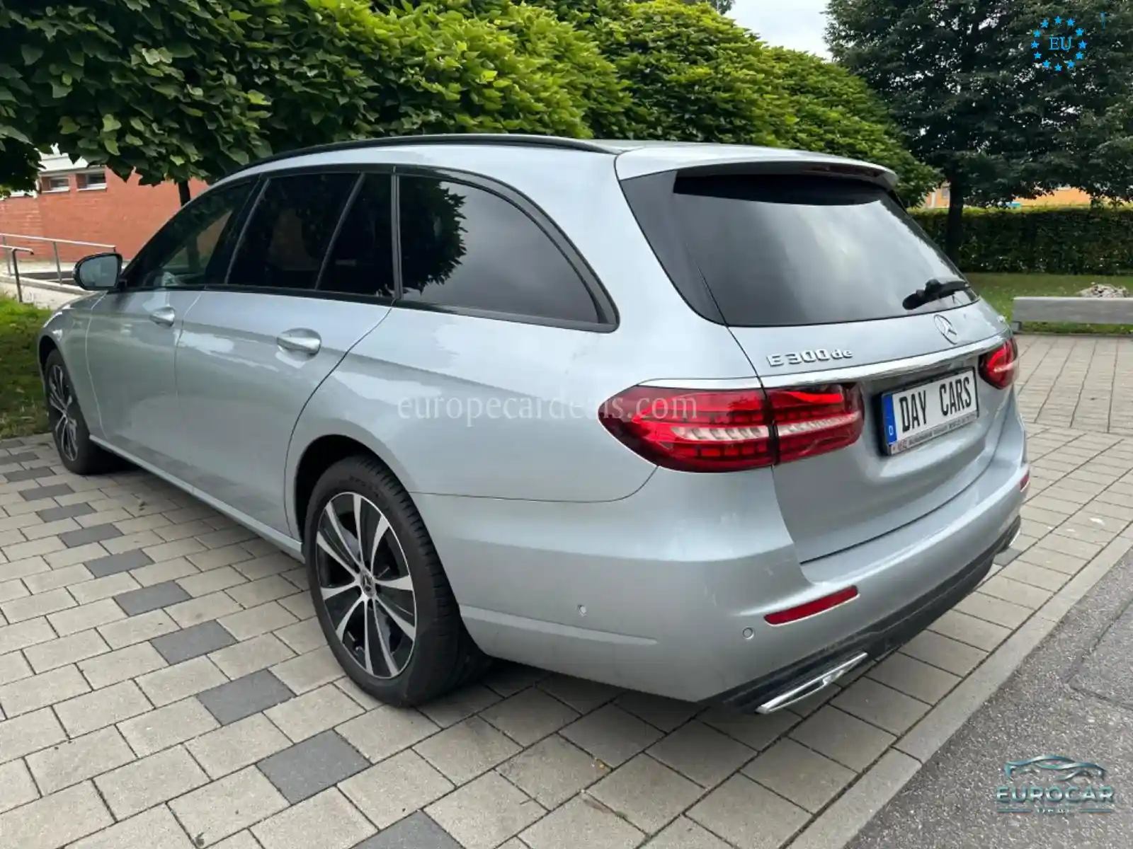 Mercedes-Benz E 300