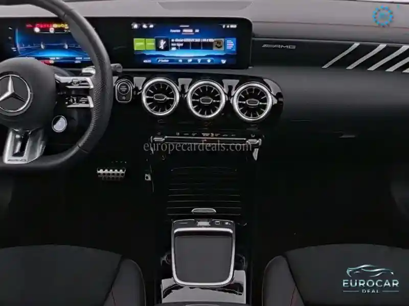 Mercedes-Benz CLA 35 AMG