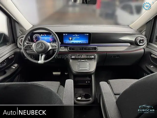 Mercedes-Benz V 220