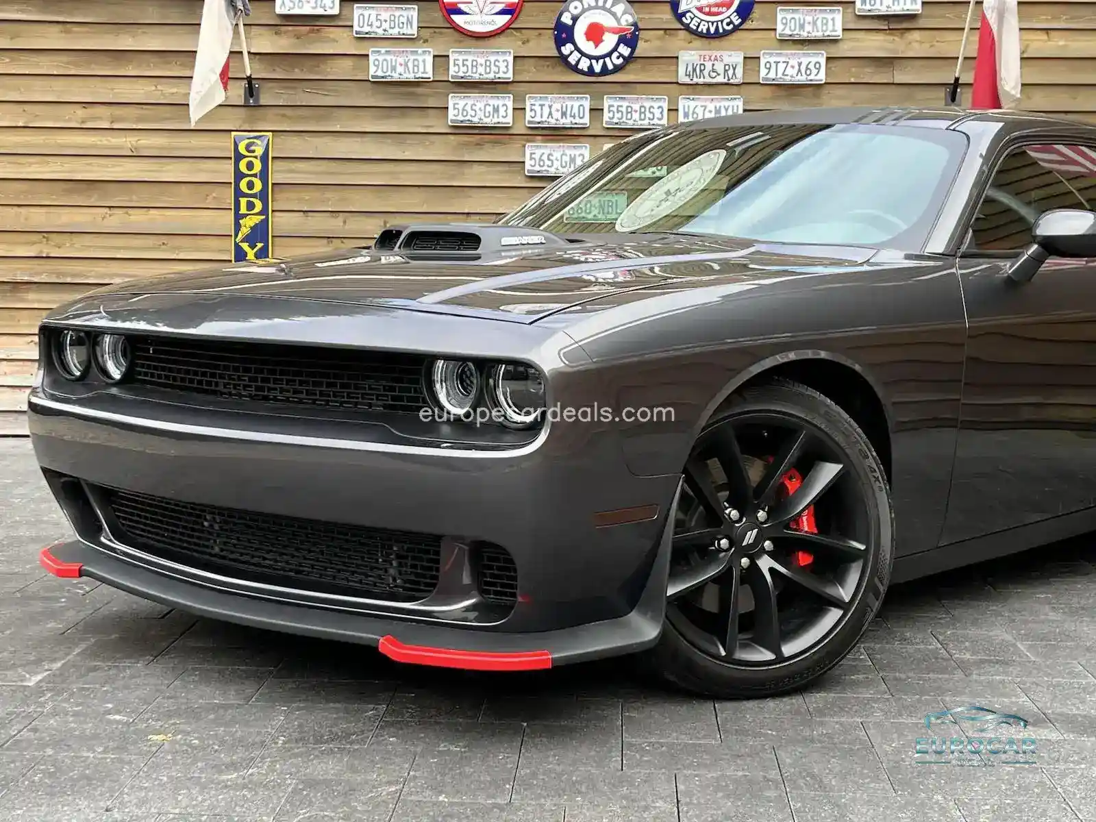 Dodge Challenger