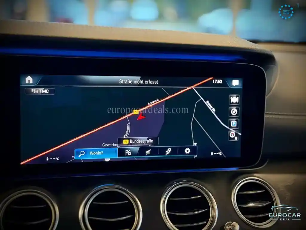 Mercedes-Benz E 220