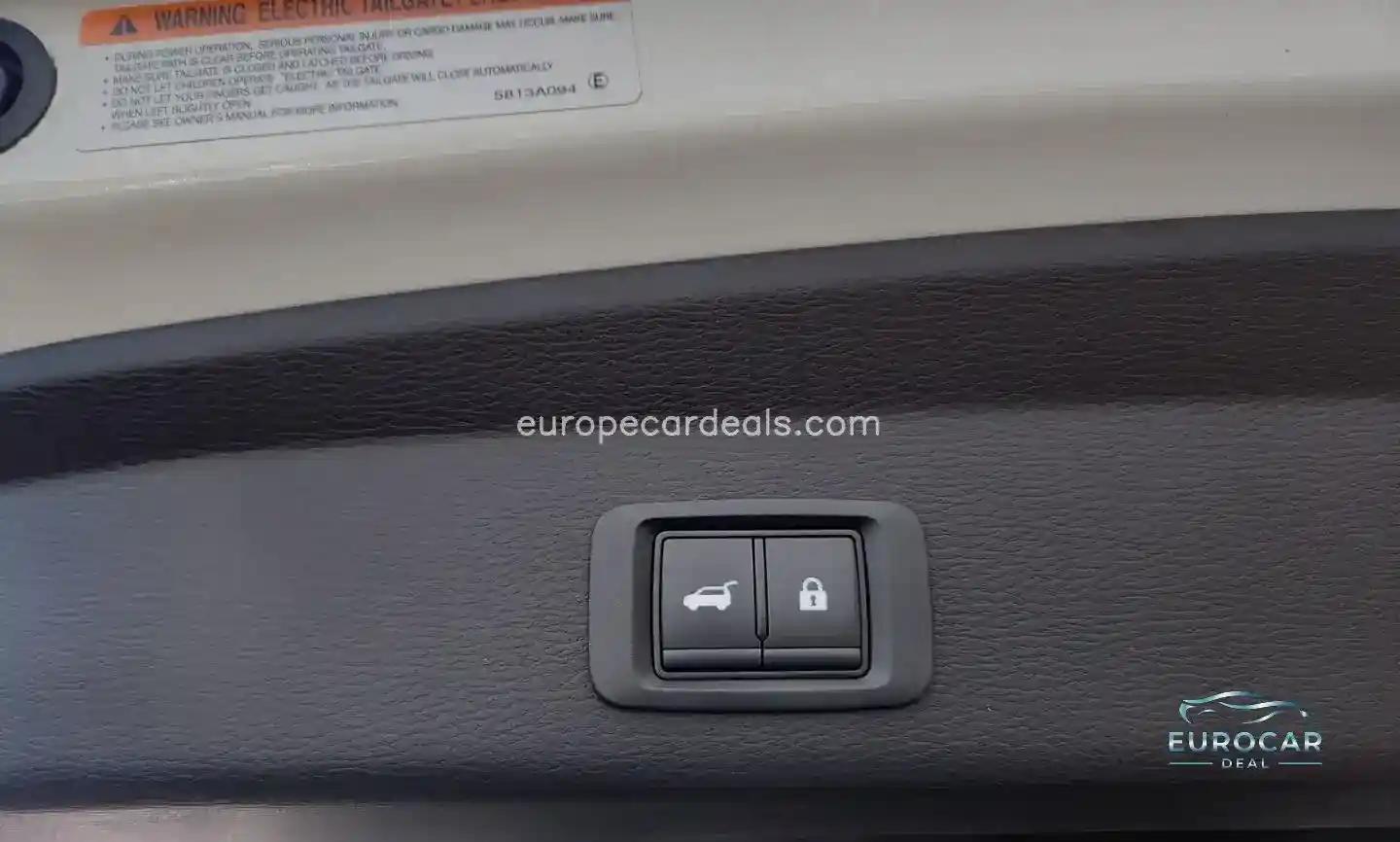 Mitsubishi Plug-in Hybrid Outlander