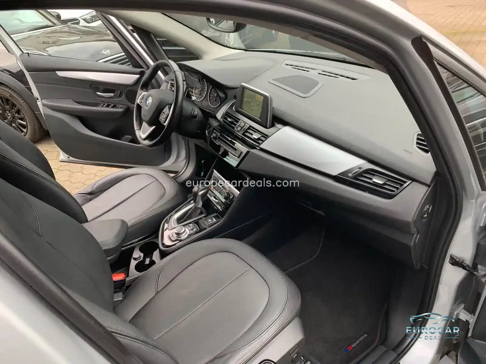 BMW 220
